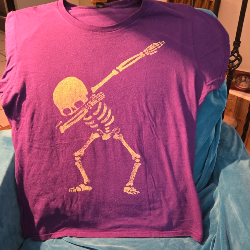 Women's HALLOWEEN Purple GLOW- IN- THE- DARK Skeleton Dab Shirt